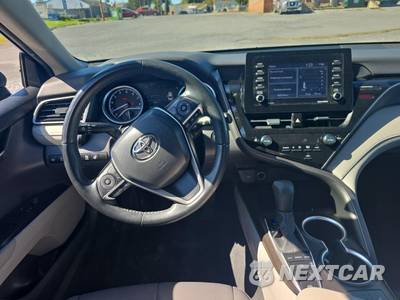 2022 Toyota Camry LE - zdjęcie 8 z 21 - miniatura