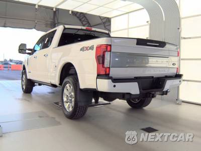 2019 Ford Super Duty F-250 Platinum Crew Cab Medium Bed - zdjęcie 6 z 28 - miniatura