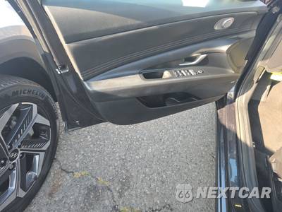 2023 Hyundai Elantra Limited - zdjęcie 9 z 37 - miniatura