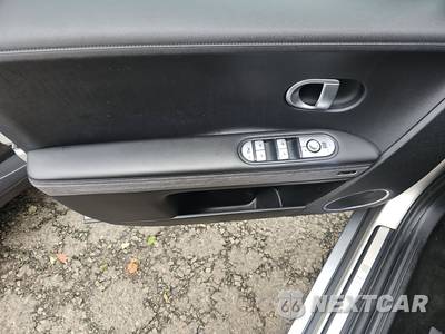 2023 Hyundai IONIQ 5 Limited - zdjęcie 9 z 33 - miniatura