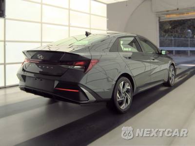 2025 Hyundai Elantra SEL Sport - zdjęcie 4 z 29 - miniatura