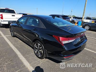 2023 Hyundai Elantra SEL - zdjęcie 6 z 17 - miniatura