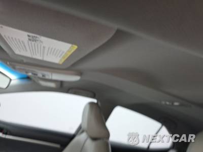 2023 Toyota Camry SE - zdjęcie 18 z 33 - miniatura