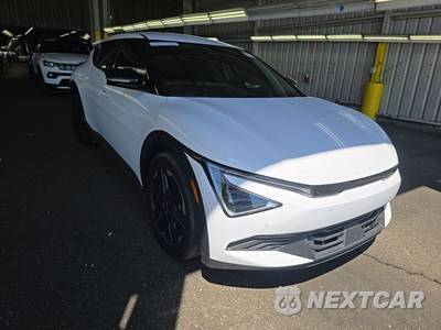 2025 Kia EV6 Light - zdjęcie 3 z 39 - miniatura