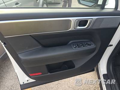 2026 Hyundai Santa Fe Hybrid SE - zdjęcie 9 z 21 - miniatura