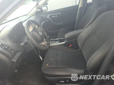 2014 Nissan Altima 2.5 S - zdjęcie 7 z 18 - miniatura