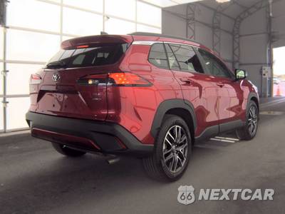 2026 Toyota Corolla Cross XLE - zdjęcie 4 z 20 - miniatura