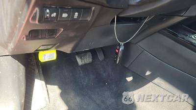 2026 Toyota Corolla Cross XLE - zdjęcie 17 z 20 - miniatura