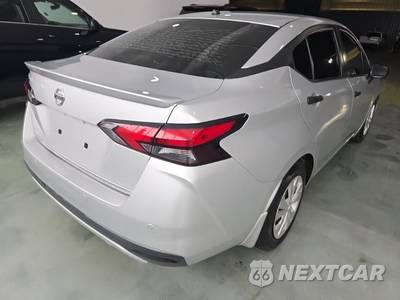 2020 Nissan Versa S - zdjęcie 4 z 17 - miniatura