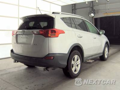 2013 Toyota RAV4 XLE - zdjęcie 4 z 40 - miniatura