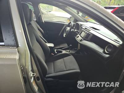 2013 Toyota RAV4 XLE - zdjęcie 8 z 40 - miniatura