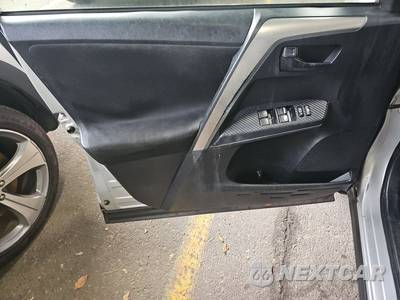2013 Toyota RAV4 XLE - zdjęcie 9 z 40 - miniatura