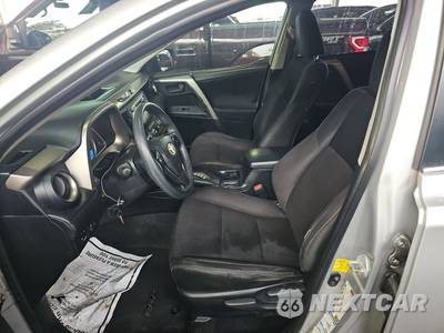 2013 Toyota RAV4 XLE - zdjęcie 7 z 40 - miniatura
