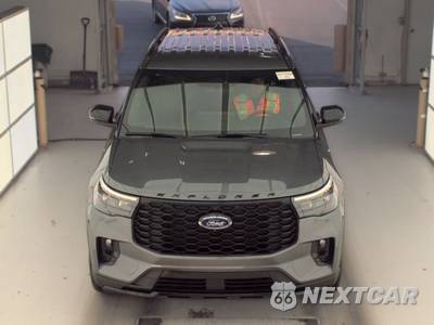 2025 Ford Explorer ST-Line - zdjęcie 2 z 32 - miniatura