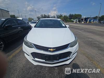 2018 Chevrolet Cruze LT Sedan 1SD - zdjęcie 2 z 18 - miniatura
