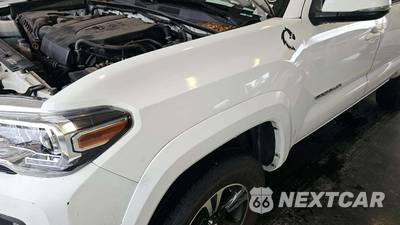 2018 Toyota Tacoma TRD Sport Crew Cab Medium Bed - zdjęcie 23 z 31 - miniatura