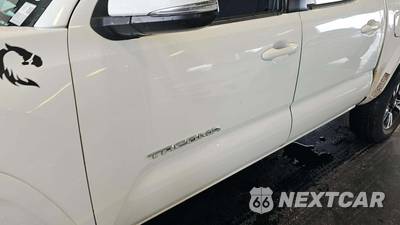 2018 Toyota Tacoma TRD Sport Crew Cab Medium Bed - zdjęcie 18 z 31 - miniatura