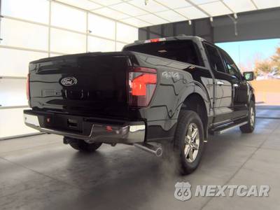 2025 Ford F-150 XLT Crew Cab Short Bed - zdjęcie 4 z 28 - miniatura
