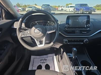 2019 Nissan Altima S - zdjęcie 8 z 20 - miniatura