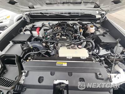 2024 Toyota Tacoma SR5 Crew Cab Medium Bed - zdjęcie 15 z 17 - miniatura