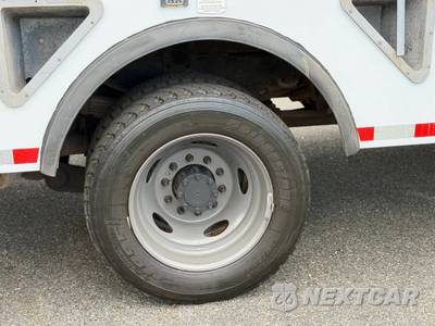 2011 Ford Super Duty F-550 Cab Chassis XL Regular Cab DRW - zdjęcie 15 z 19 - miniatura