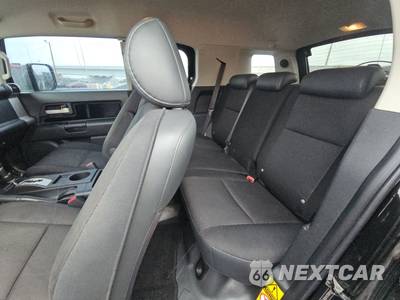 2007 Toyota FJ Cruiser w/Rear Doors - zdjęcie 13 z 17 - miniatura