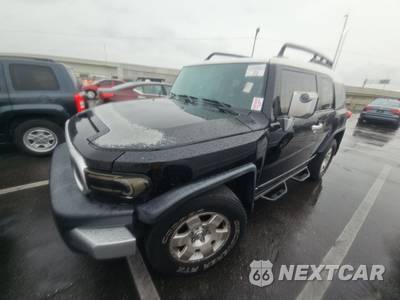 2007 Toyota FJ Cruiser w/Rear Doors