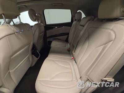 2019 Lincoln Nautilus Reserve - zdjęcie 13 z 18 - miniatura