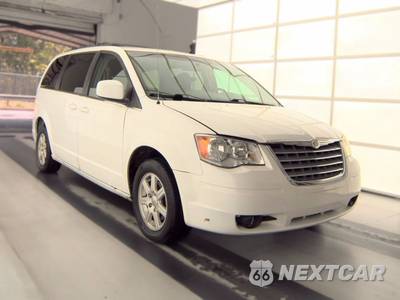 2010 Chrysler Town & Country Touring 121.2" WB - zdjęcie 3 z 39 - miniatura