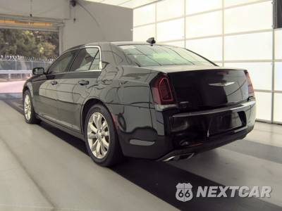 2017 Chrysler 300 Limited - zdjęcie 6 z 41 - miniatura