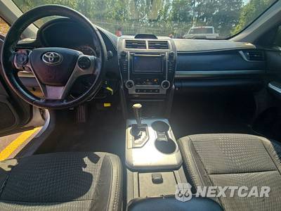 2013 Toyota Camry SE - zdjęcie 11 z 64 - miniatura