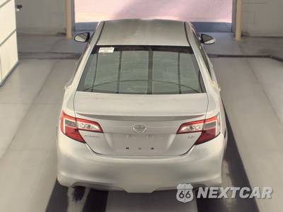 2013 Toyota Camry SE - zdjęcie 5 z 64 - miniatura