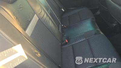 2013 Toyota Camry SE - zdjęcie 32 z 64 - miniatura