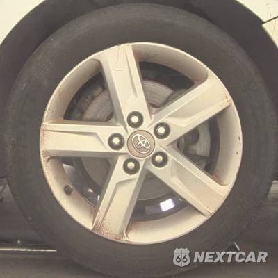 2013 Toyota Camry SE - zdjęcie 57 z 64 - miniatura