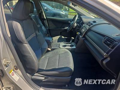 2013 Toyota Camry SE - zdjęcie 8 z 64 - miniatura