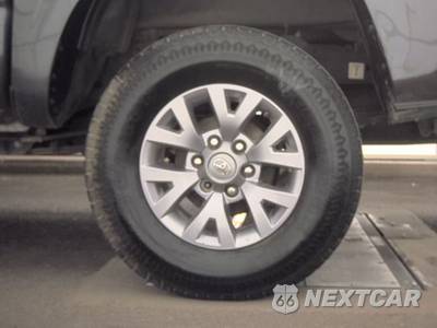 2020 Toyota Tacoma SR Crew Cab Medium Bed - zdjęcie 12 z 26 - miniatura