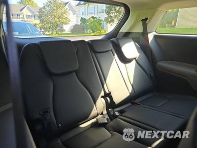 2027 Kia Carnival MPV LXS 121.7" WB - zdjęcie 17 z 23 - miniatura