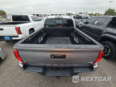 2017 Toyota Tacoma SR5 Crew Cab Medium Bed - zdjęcie 5 z 30 - miniatura