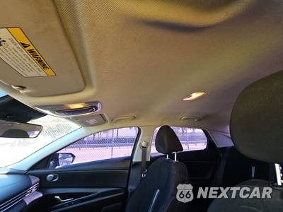 2023 Hyundai Elantra SEL - zdjęcie 17 z 35 - miniatura
