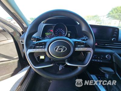 2023 Hyundai Elantra SEL - zdjęcie 10 z 35 - miniatura