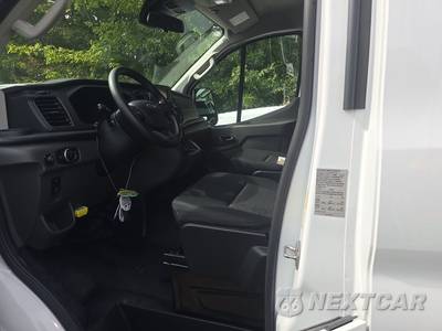 2025 Ford Transit 250 Cargo Van Low Roof 130.0" WB - zdjęcie 7 z 27 - miniatura