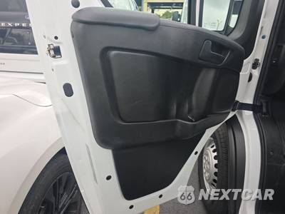 2025 Ram ProMaster 2500 Cargo Van Tradesman w/Passenger Seat Low Roof 136.0" WB - zdjęcie 9 z 20 - miniatura