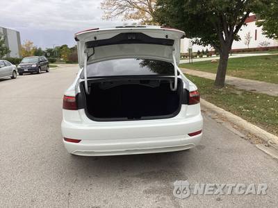 2020 Volkswagen Jetta SE - zdjęcie 11 z 18 - miniatura