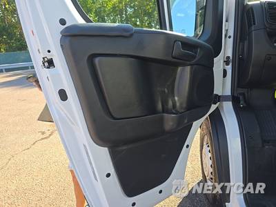 2025 Ram ProMaster 2500 Cargo Van Tradesman w/Passenger Seat Low Roof 136.0" WB - zdjęcie 9 z 22 - miniatura