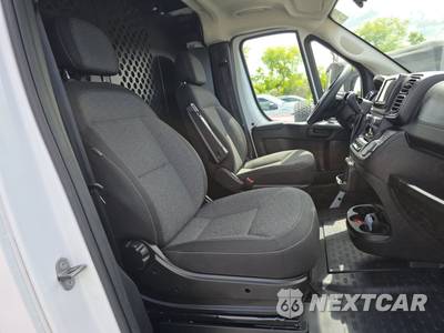 2025 Ram ProMaster 2500 Cargo Van Tradesman w/Passenger Seat Low Roof 136.0" WB - zdjęcie 8 z 22 - miniatura