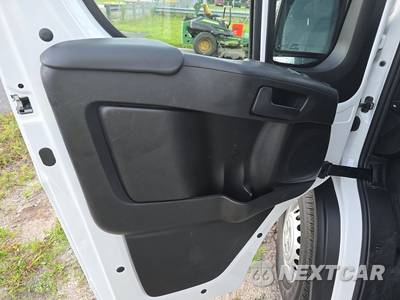 2025 Ram ProMaster 2500 Cargo Van Tradesman w/Passenger Seat Low Roof 136.0" WB - zdjęcie 9 z 25 - miniatura