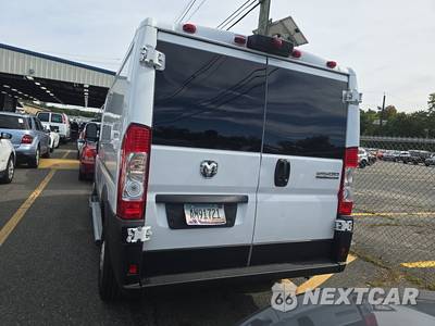 2025 Ram ProMaster 2500 Cargo Van Tradesman w/Passenger Seat Low Roof 136.0" WB - zdjęcie 5 z 24 - miniatura