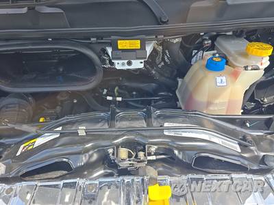 2025 Ram ProMaster 2500 Cargo Van Tradesman w/Passenger Seat Low Roof 136.0" WB - zdjęcie 14 z 34 - miniatura