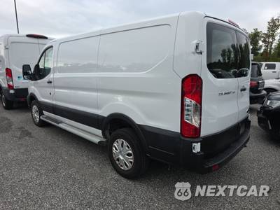 2025 Ford Transit 250 Cargo Van Low Roof 130.0" WB - zdjęcie 6 z 27 - miniatura