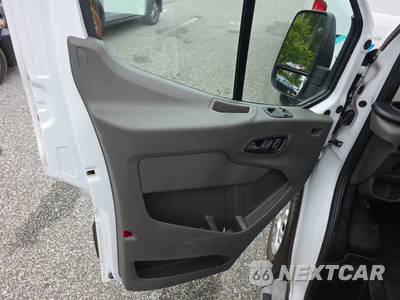 2025 Ford Transit 250 Cargo Van Low Roof 130.0" WB - zdjęcie 9 z 27 - miniatura